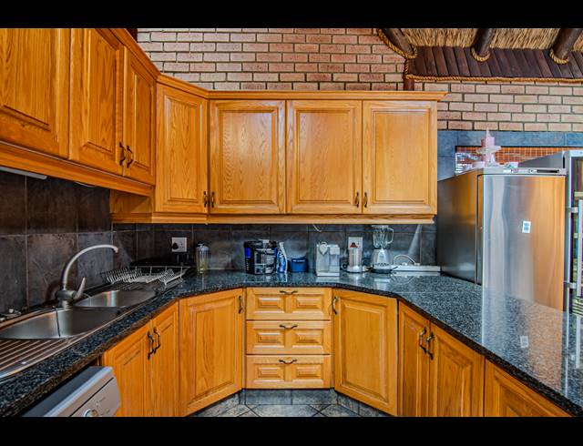 3 BEDROOM HOUSE TO LET IN GLENVISTA